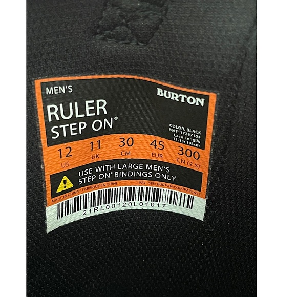 (SOLD) Burton 2021 Ruler Step On (Men 12) - Picture 2 of 9